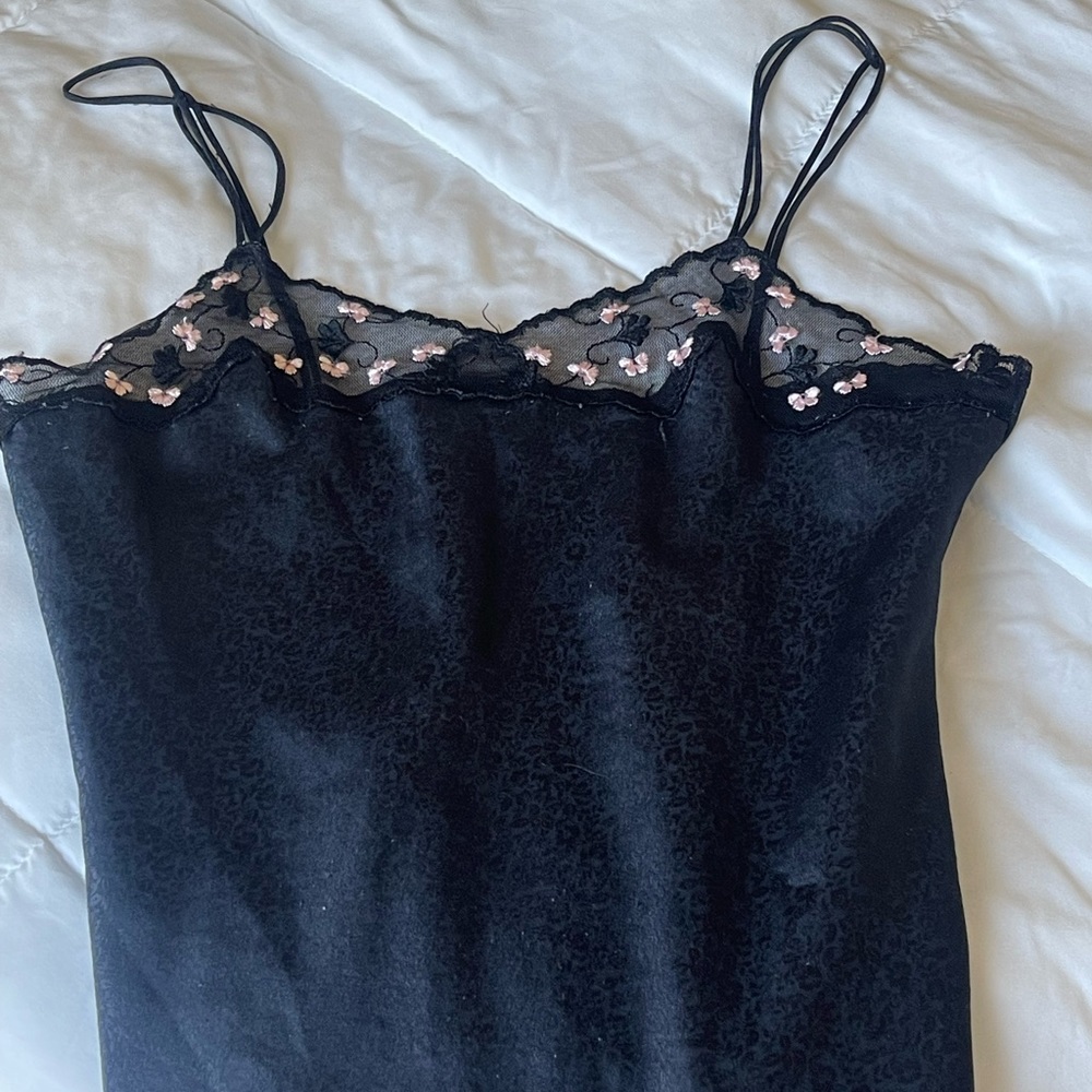 Adorable Lacey slip tank!